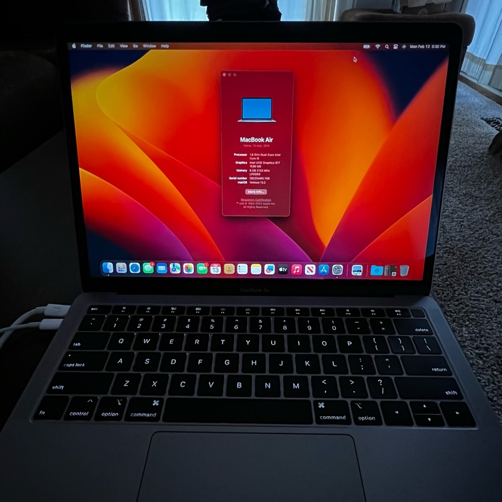 2019 Macbook Air 13.3in Retina
